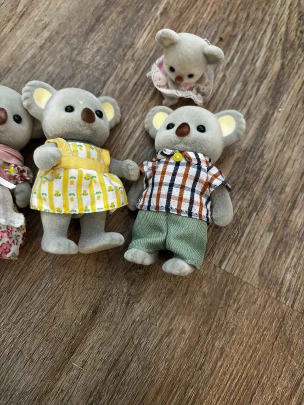 Lot 6 Sylvanian Families Calico Critters Koala w/baby twins